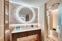 Holiday Inn Resort Phuket - Badbeispiel Premium Villa Pool View (Zimmercodierung VMP)