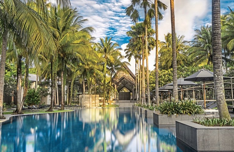 Twinpalms Surin Phuket Resort
