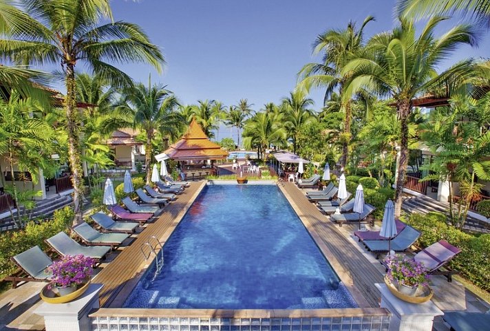 Khao Lak Bayfront Resort