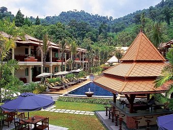 Khao Lak Bayfront Resort