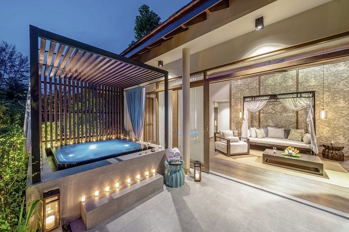 The Sarojin - Wohnbeispiel Jacuzzi Pool Suite (Zimmercodierung WB4)