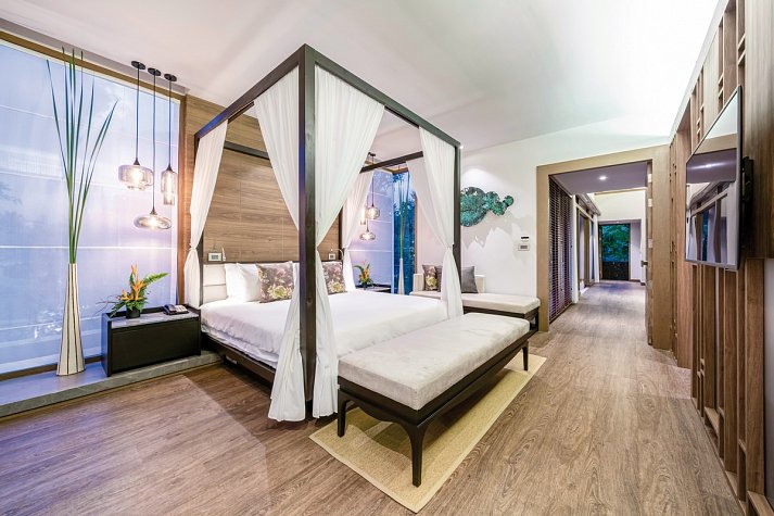 The Sarojin - Wohnbeispiel Jacuzzi Pool Suite (Zimmercodierung WB4)