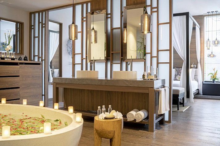 The Sarojin - Jacuzzi Pool Suite (Zimmercodierung WB4)