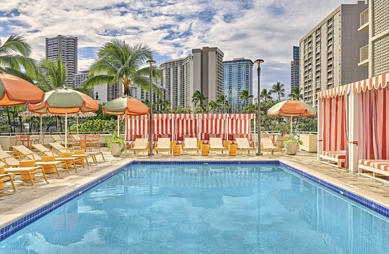 The Ambassador Hotel of Waikiki, Tapestry Collection by Hilton