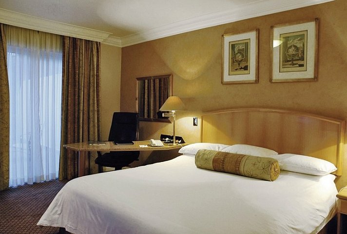 Protea Hotel Johannesburg Balalaika Sandton