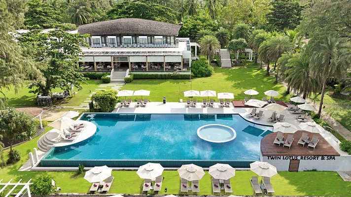 Twin Lotus Resort & Spa