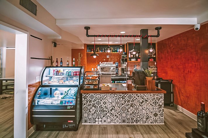 The Montrose at Beverly Hills