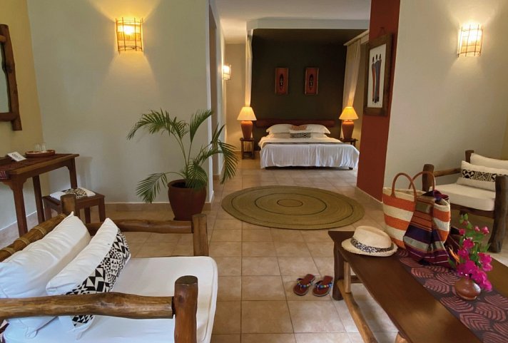 Pinewood Beach Resort & Spa