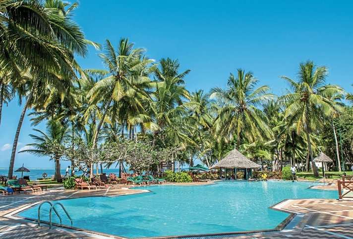 Serena Beach Resort & Spa