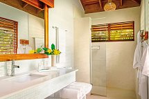 Couples Swept Away - Wohnbeispiel Premier Beachfront Suite (Zimmercodierung BBO)