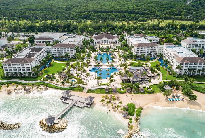 Hyatt Ziva Rose Hall