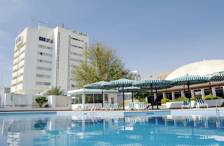 Al Falaj Hotel