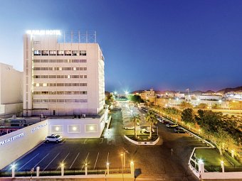 Al Falaj Hotel