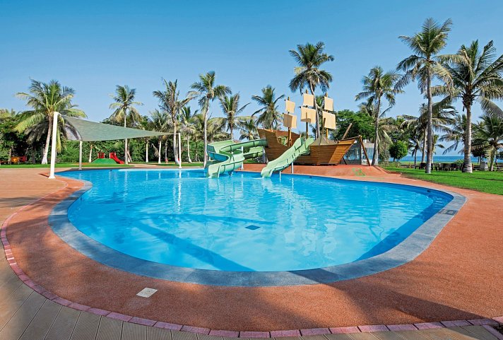 Al Bustan Palace, a Ritz-Carlton Hotel