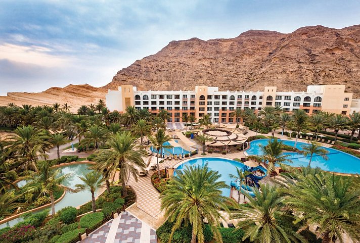 DoubleTree by Hilton Muscat Al Waha