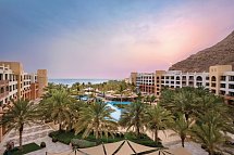 DoubleTree by Hilton Muscat Al Waha