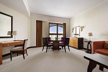 DoubleTree by Hilton Muscat Al Waha - Wohnbeispiel One Bedroom Suite (Zimmercodierung WB1)