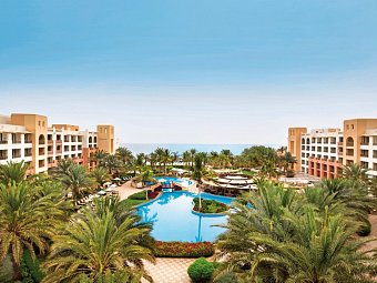 DoubleTree by Hilton Muscat Al Waha