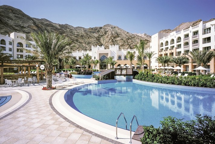 DoubleTree by Hilton Muscat Al Waha