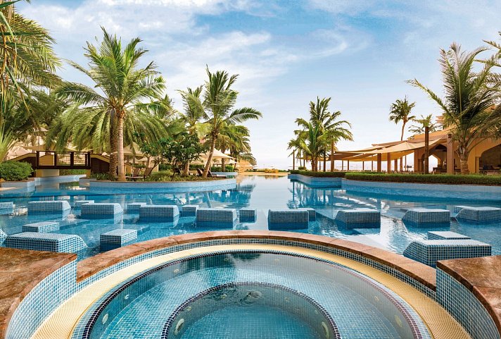 Shangri-La Barr Al Jissah, Al Bandar