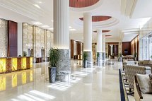Sheraton Oman Hotel - Lobby