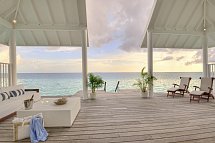 ananea Diamonds Athuruga - Beispiel Terrasse Water Villa (Zimmercodierung VX1)