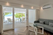 Diamonds Thudufushi - Wohnbeispiel Beach Front Junior Suite (Zimmercodierung JB3)