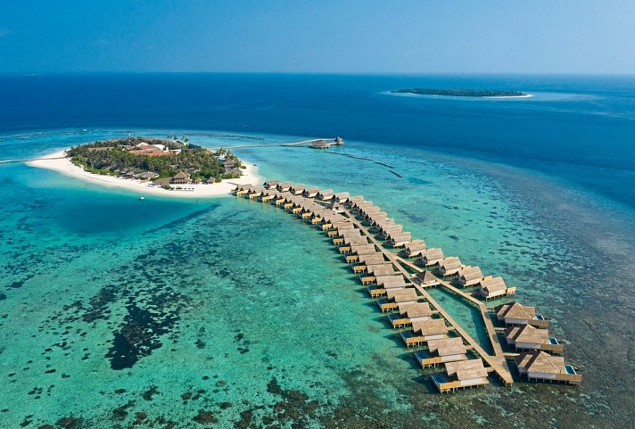 Emerald Faarufushi Resort & Spa