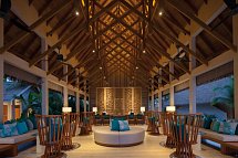Emerald Faarufushi Resort & Spa