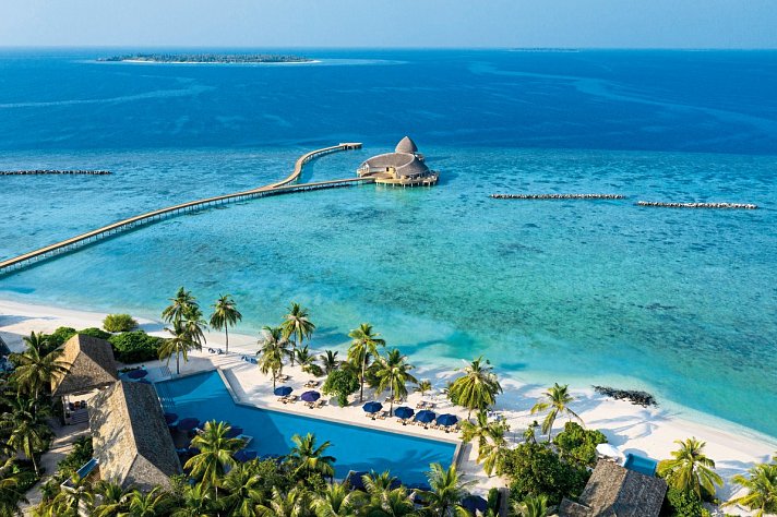Emerald Faarufushi Resort & Spa