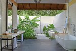 Emerald Faarufushi Resort & Spa