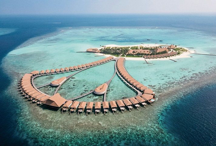 Cinnamon Velifushi Maldives