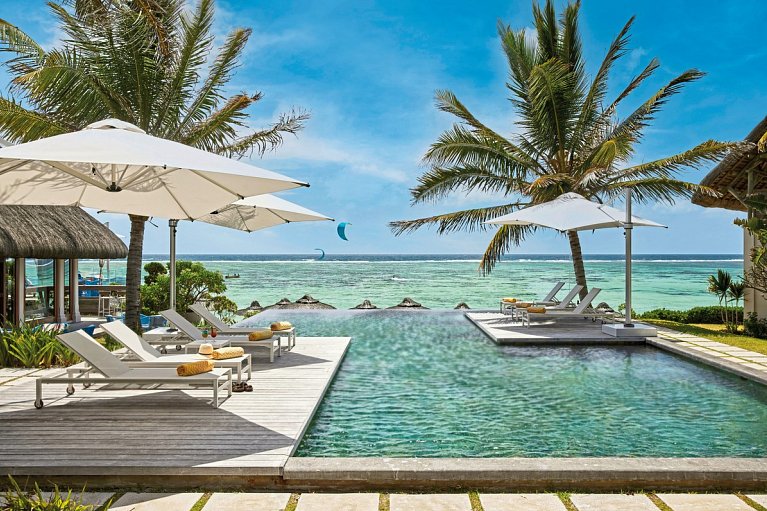 C Mauritius