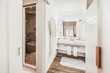 La Pirogue Mauritius - Wohnbeispiel Deluxe Beach Family Pavillon (Zimmercodierung UD1)