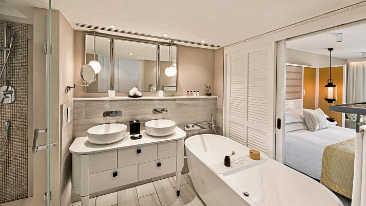 Constance Belle Mare Plage - Badezimmer Prestige Zimmer (Zimmercodierungen UO1, UOO, UO8, UC1, UH1, UCO & UHO)