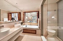 Constance Belle Mare Plage - Badezimmer Junior Suite (Zimmercodierungen JB1, JB8, JC1, JH1, JBM, JCM & JHM)