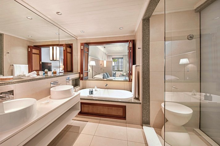 Constance Belle Mare Plage - Badezimmer Junior Suite (Zimmercodierungen JB1, JB8, JC1, JH1, JBM, JCM & JHM)