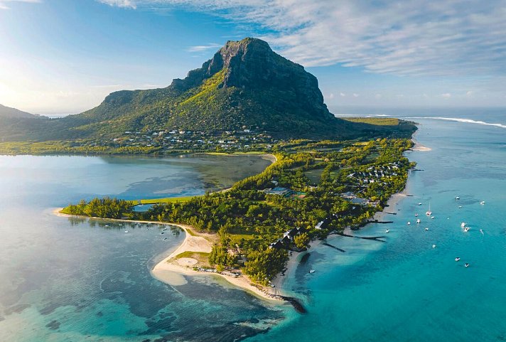 Paradis Beachcomber Golf Resort & Spa