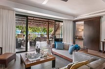 Trou aux Biches Beachcomber - Wohnbeispiel Beachfront Senior Pool Suite (Zimmercodierungen WB1, WH1 & WC2)