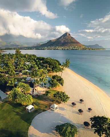 Maradiva Villas Resort & Spa