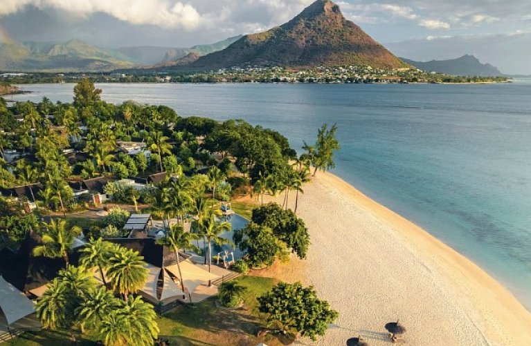 Maradiva Villas Resort & Spa