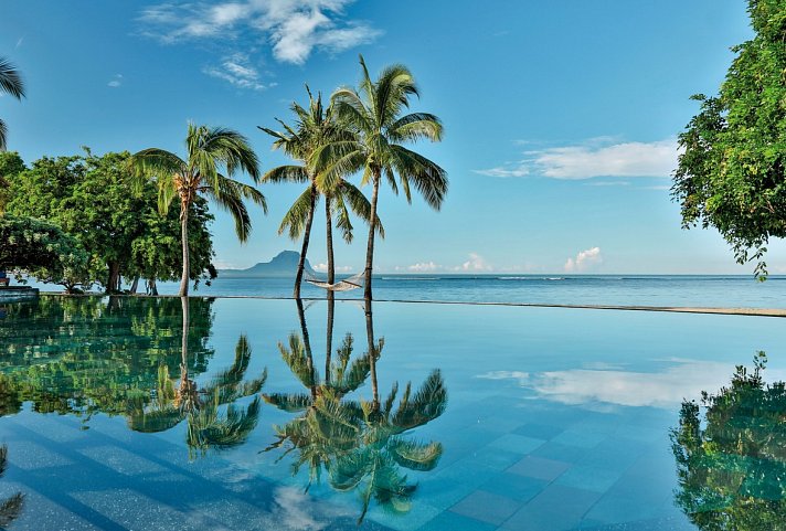 Maradiva Villas Resort & Spa
