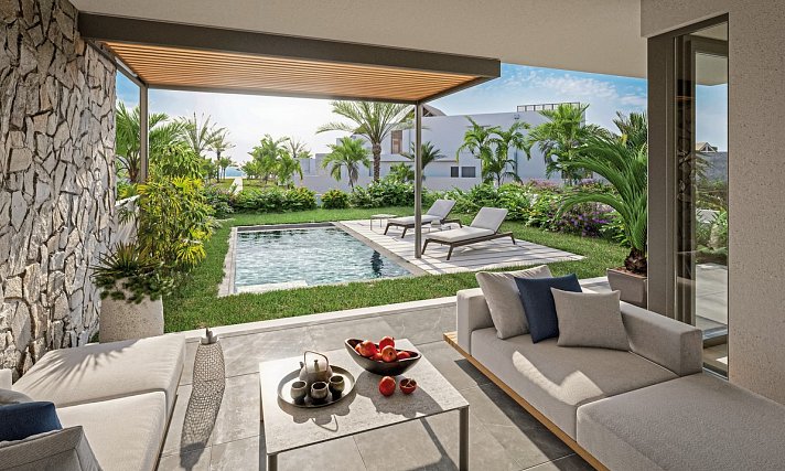Maradiva Villas Resort & Spa