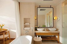 Ana Mandara Cam Ranh - Wohnbeispiel Bad 1BR Suite (Zimmercodierungen WBM & WBG)