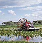 Manhattan Express & Florida Sunshine State inkl. Badeverlängerung (Superior-Variante, Ocean View) - Propellerboot im Everglades Safari Park