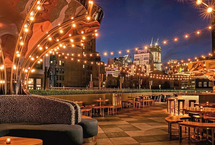 MOXY New York Times Square