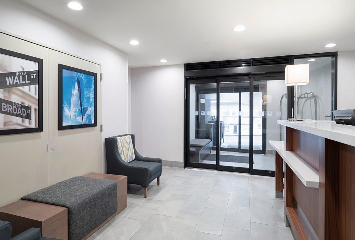 Holiday Inn New York City-Wall Street - Lobby