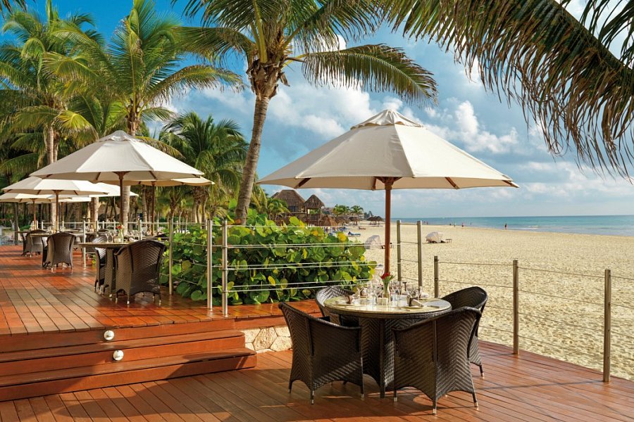 Royal Hideaway Playacar