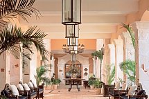 Royal Hideaway Playacar
