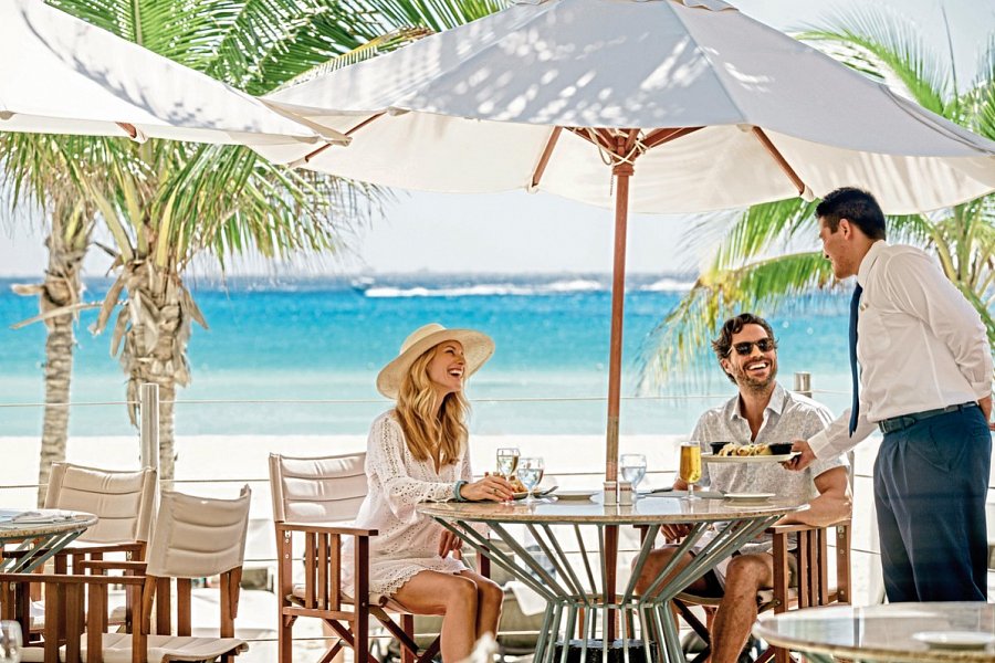 Royal Hideaway Playacar